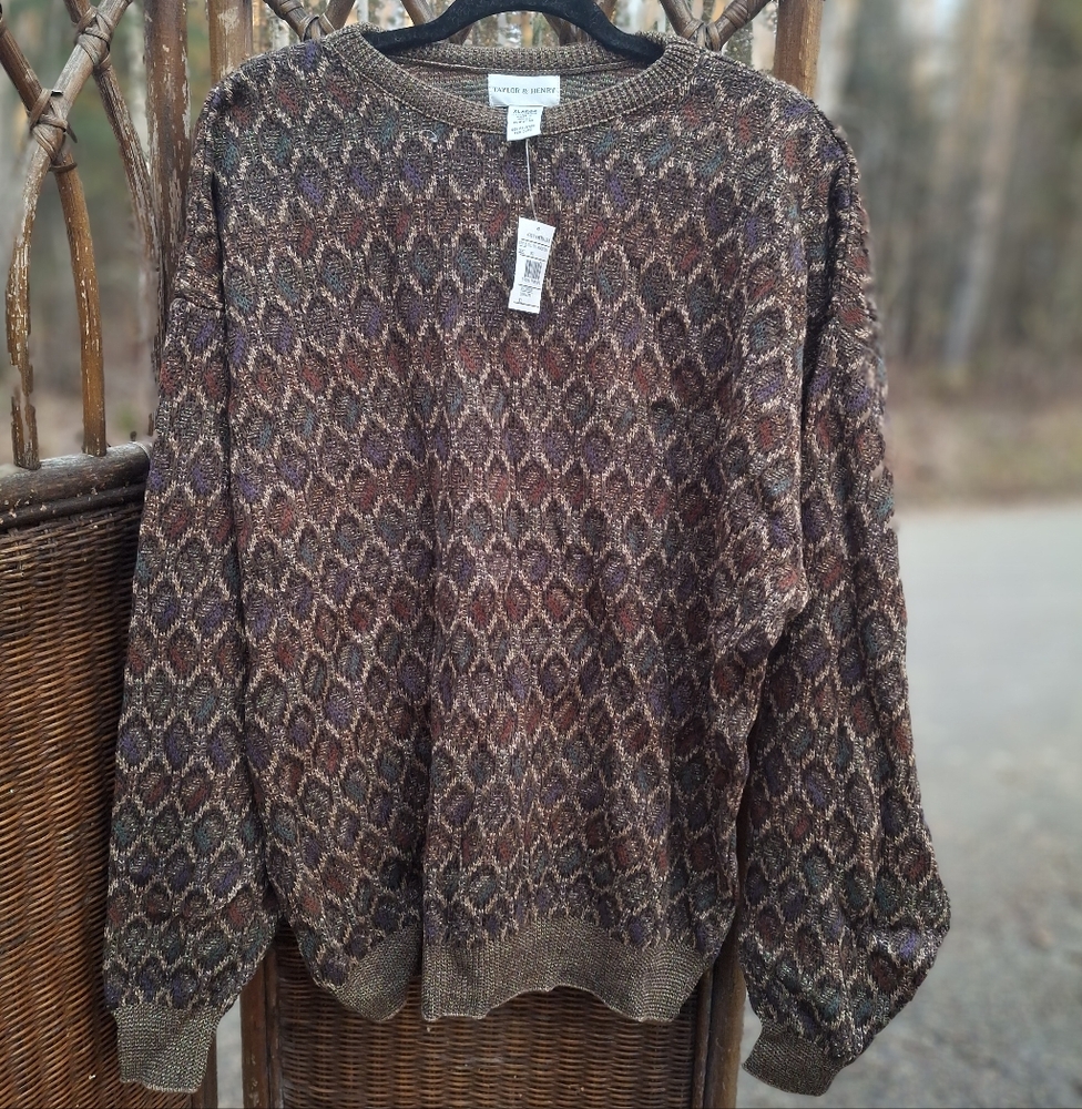 Men's Geometric Crewneck Sweater - Brown and Gray